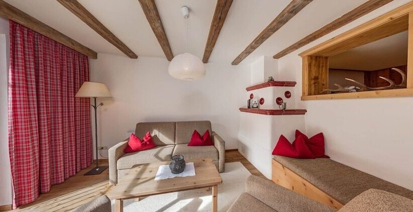 스위트, Lechquell Hotel Post