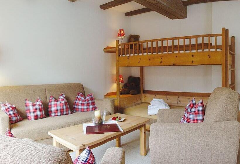 Люкс, Lechquell Hotel Post