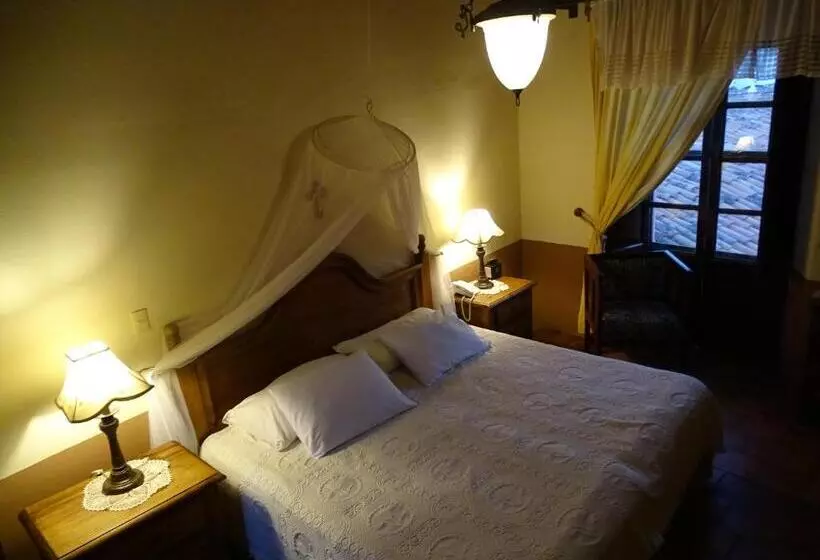 キングサイズベッドのスタンダードルーム, Mesón De Santa Elena Hotel Galeria