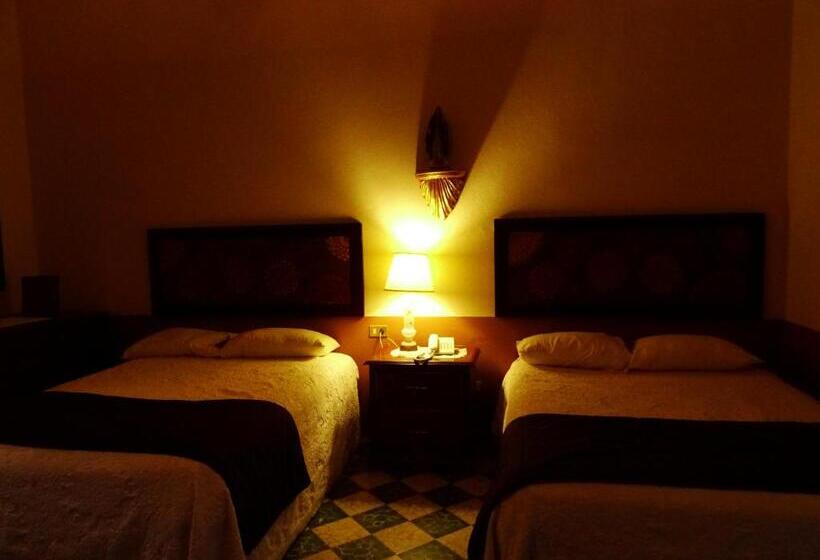 デラックスルーム, Mesón De Santa Elena Hotel Galeria