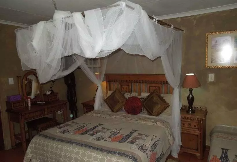 اتاق استاندارد, Trees Too Guest Lodge