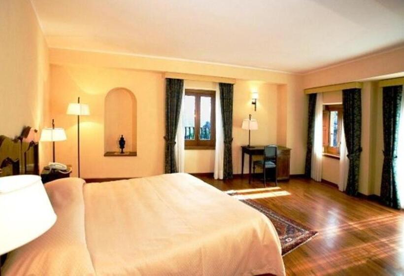 수피리어 트리플 룸, Resort Borgo San Rocco