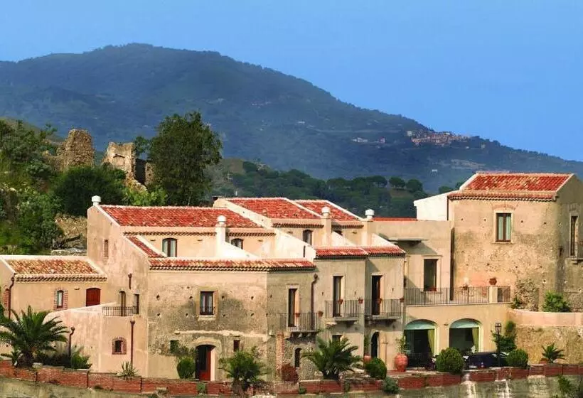 سوییت جونیور, Resort Borgo San Rocco
