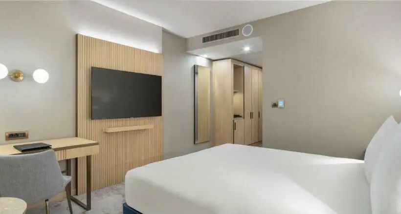 اتاق استاندارد با تخت بزرگ, Doubletree By Hilton Plovdiv Center