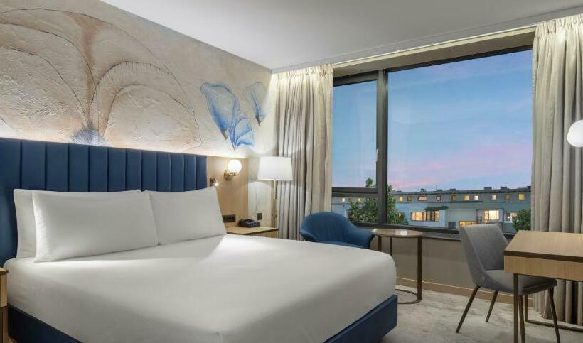 Стандартный Номер Кровать Кинг, Doubletree By Hilton Plovdiv Center