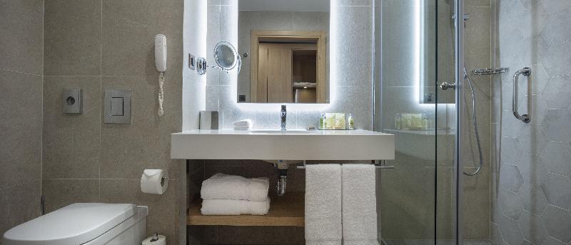 디럭스 룸 킹사이즈 침대, Doubletree By Hilton Plovdiv Center