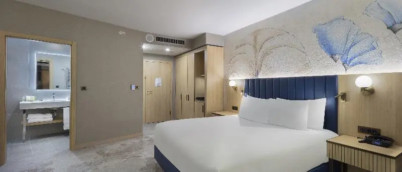 اتاق سوپریور با تخت بزرگ, Doubletree By Hilton Plovdiv Center