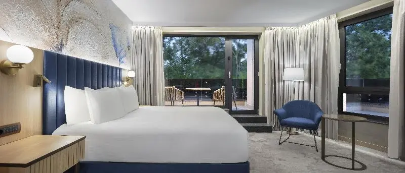 اتاق سوپریور با تخت بزرگ, Doubletree By Hilton Plovdiv Center