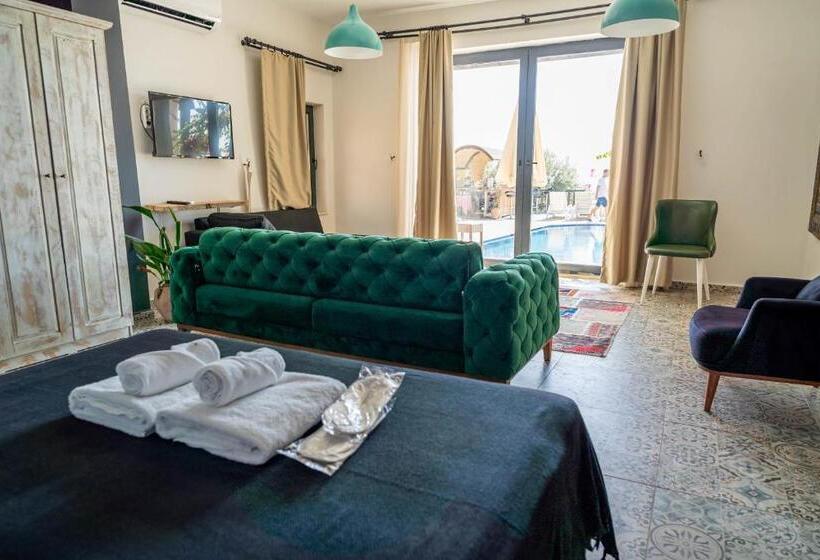 풀장 전망 스위트, Sultan Hotel Kalkan