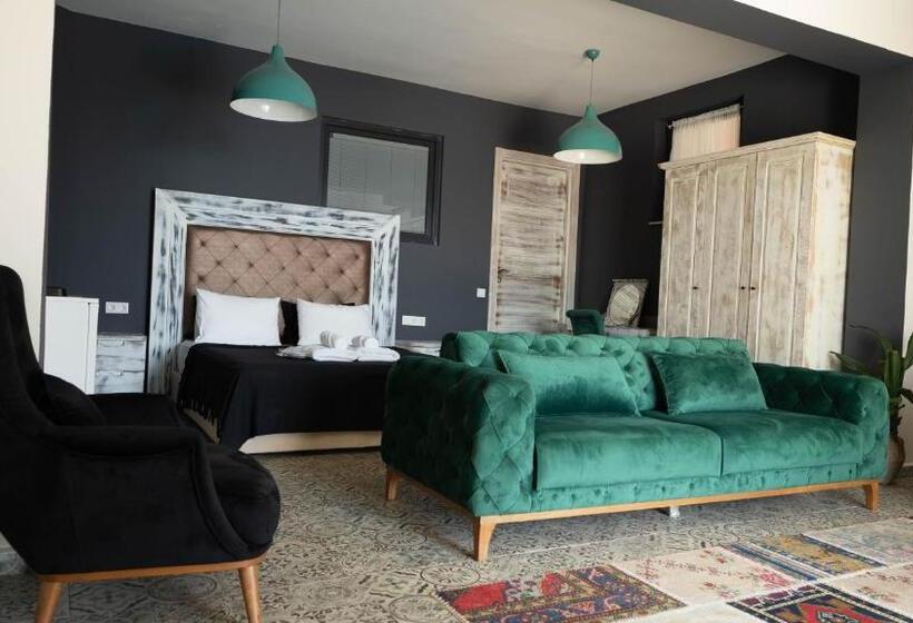 풀장 전망 스위트, Sultan Hotel Kalkan