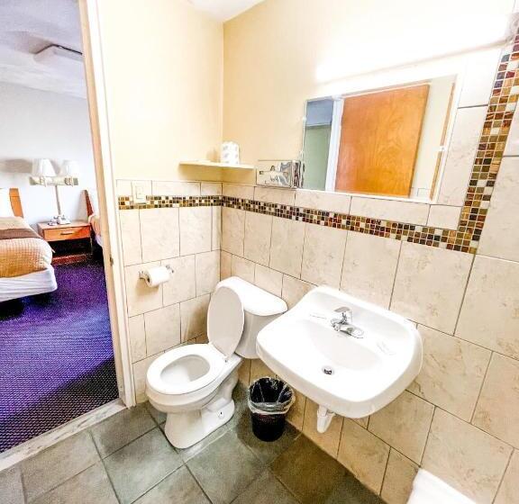 Номер Стандарт Индивидуальный, Utica Rest Inn