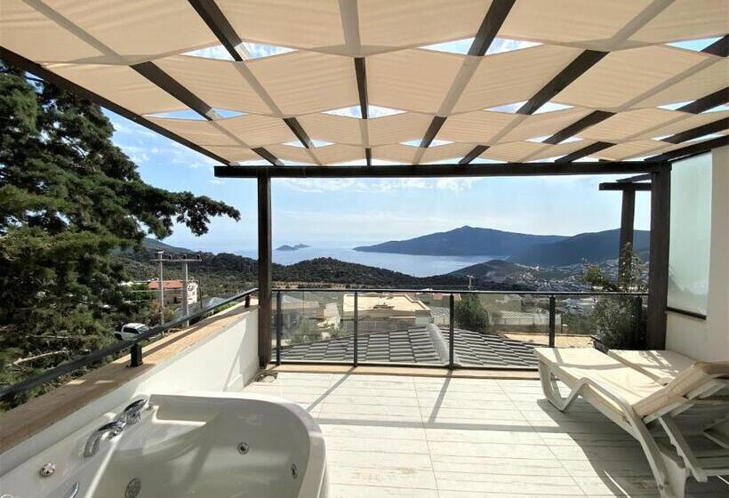 스위트 킹사이즈 침대, Sultan Hotel Kalkan