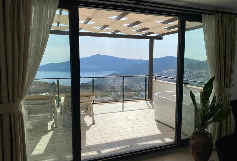 스위트 킹사이즈 침대, Sultan Hotel Kalkan