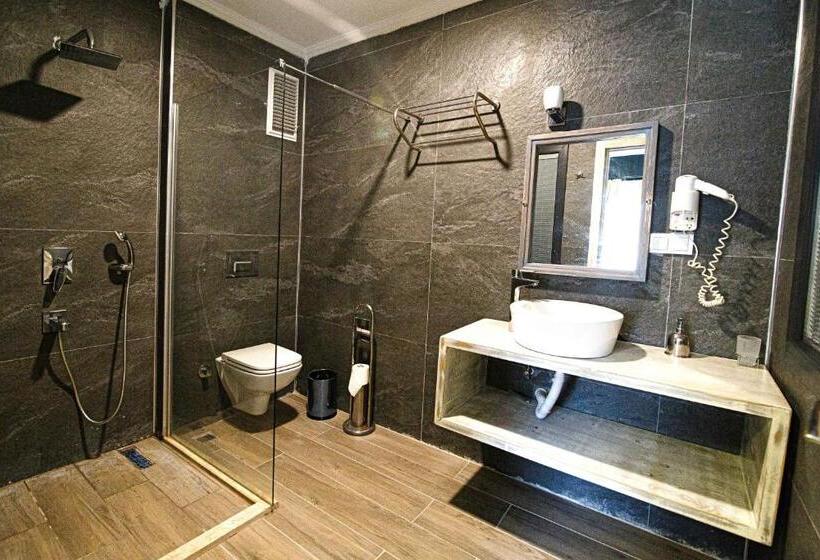 Полулюкс, Sultan Hotel Kalkan