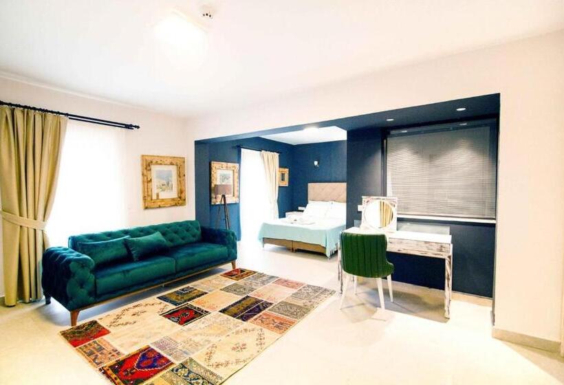 주니어 스위트, Sultan Hotel Kalkan