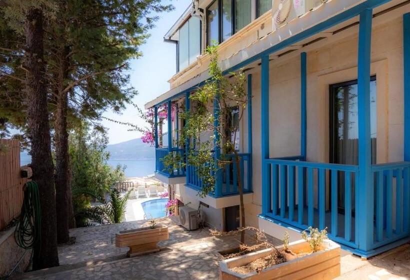 주니어 스위트, Sultan Hotel Kalkan
