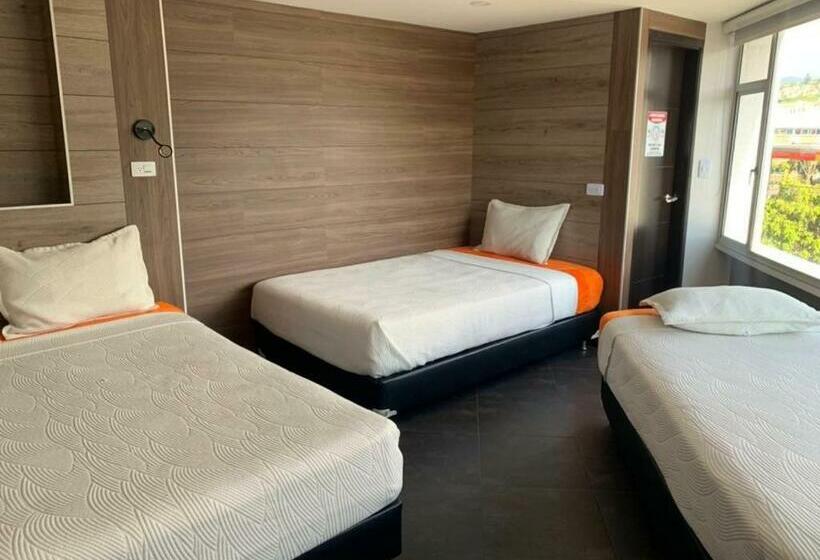 Chambre Triple Standard, Mc
