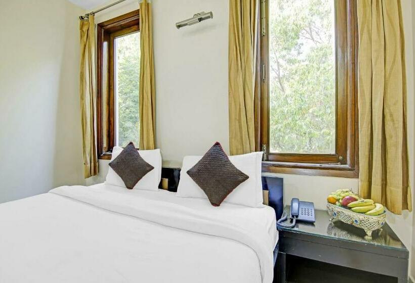 חדר קלאסי לשלושה, Collection O Imperial Oak Near Leisure Valley Park