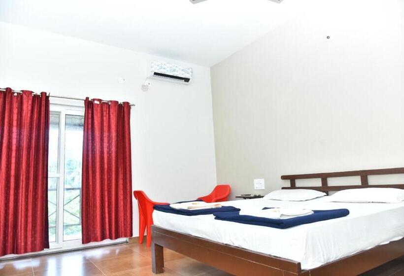 اتاق لوکس با بالکن, 3season Resort Hampi