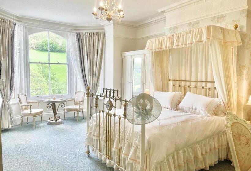 غرفة قياسية سرير كينج, The Buckley Arms