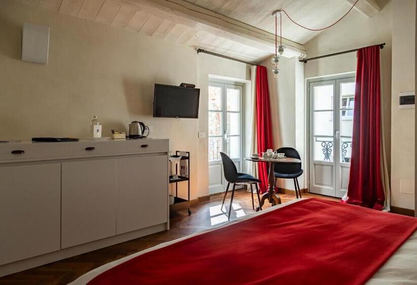 إستوديو قياسى, Palazzo Fauzone Relais