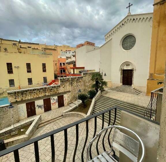 جناح جونيور مزوَّد بشرفة, Extravaganza Room And Suite Apartment City Center