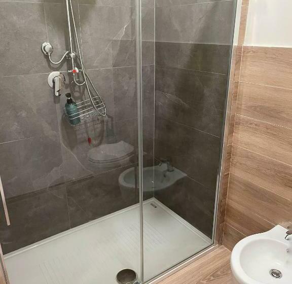 جناح جونيور مزوَّد بشرفة, Extravaganza Room And Suite Apartment City Center