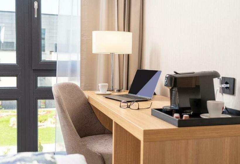 Номер Стандарт с Балконом, Alma Health & Spa Retreat