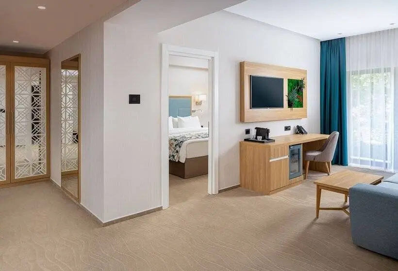 Sviitti Parveke, Alma Health & Spa Retreat