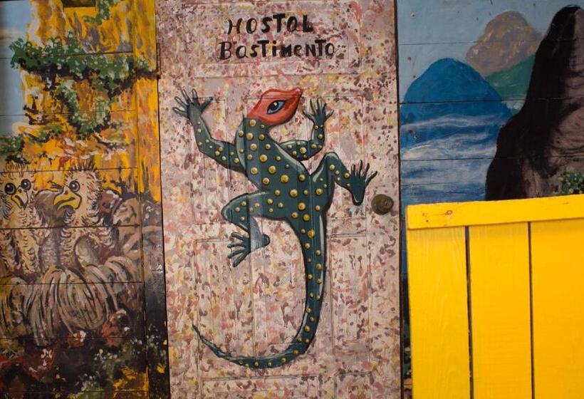 Studio Standard, Bastimentos Hill Guest House