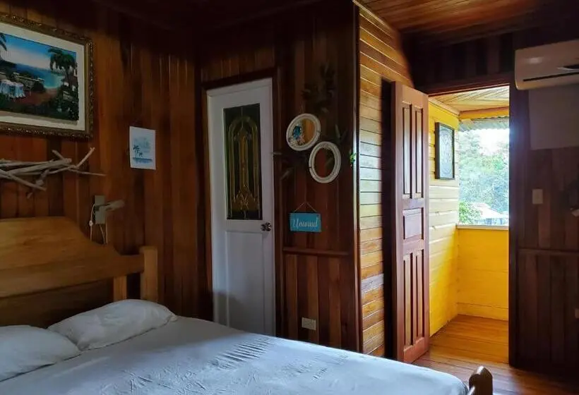 اتاق لوکس با چشمانداز دریا, Bastimentos Hill Guest House