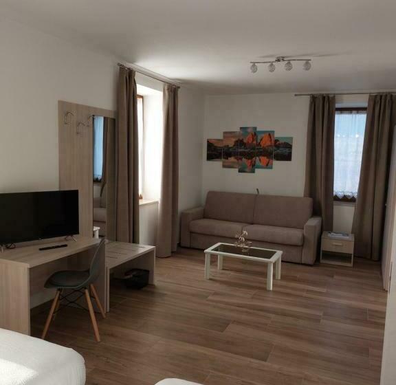 غرفة ديلوكس مزودة بشرفة, B&b Angela Valdinon