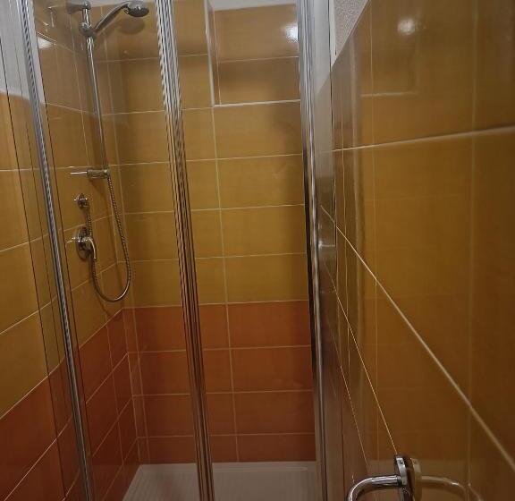 Номер Стандарт, B&b Gorropis