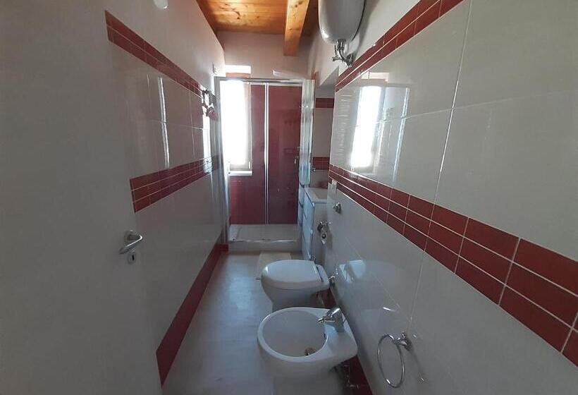 شقة غرفة واحدة, Carmineholidayhouse