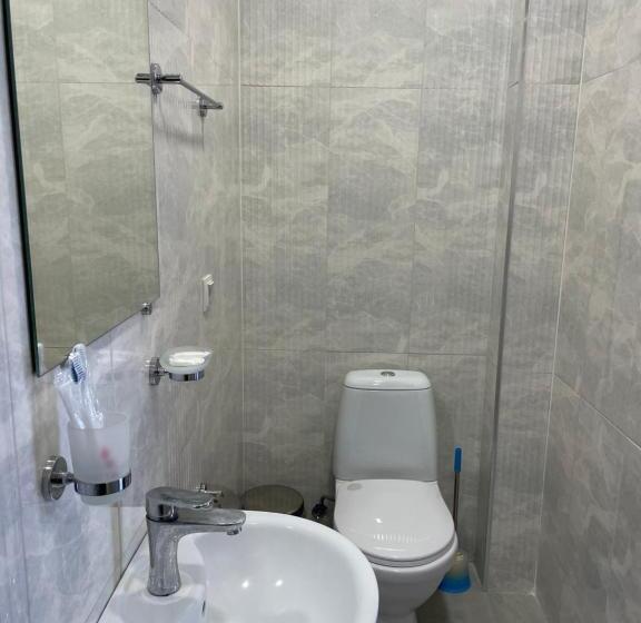 اتاق استاندارد با چشم‌انداز کوهستان, Yolyans