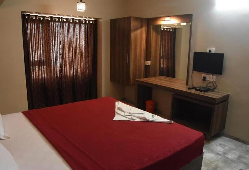 Номер Deluxe, Vrindavan Deluxe, Kolhapur