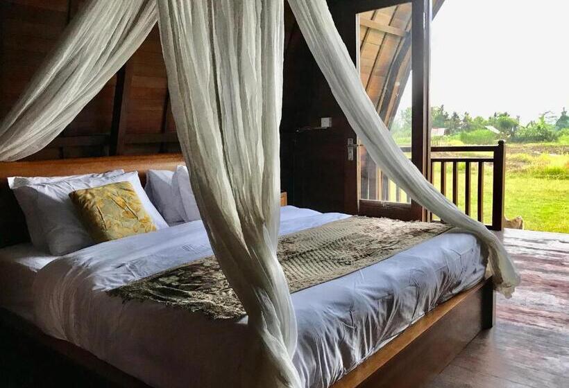 Номер Стандарт с Террасой, Kubu Bakas Guest House