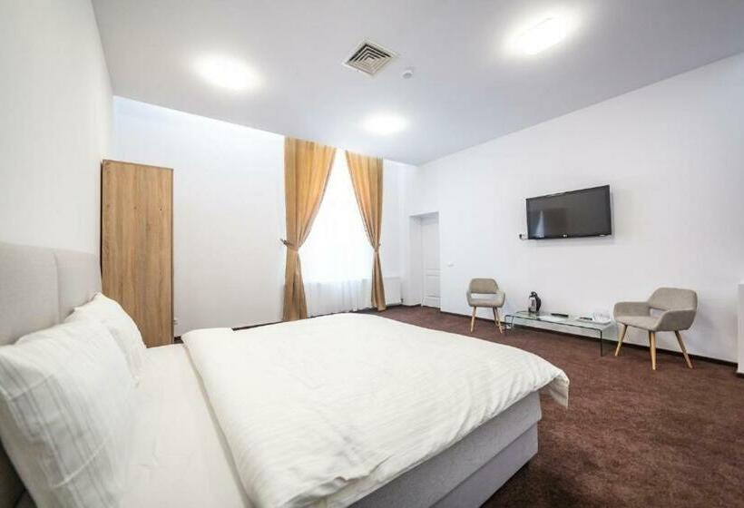 标准间, Resedinta Cina