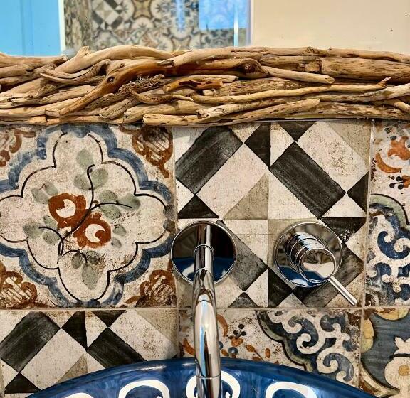 اتاق استاندارد چهار تخته, Antica Dimora Santa Marina Salina