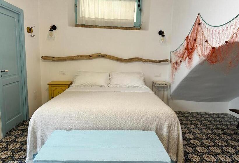 اتاق استاندارد چهار تخته, Antica Dimora Santa Marina Salina