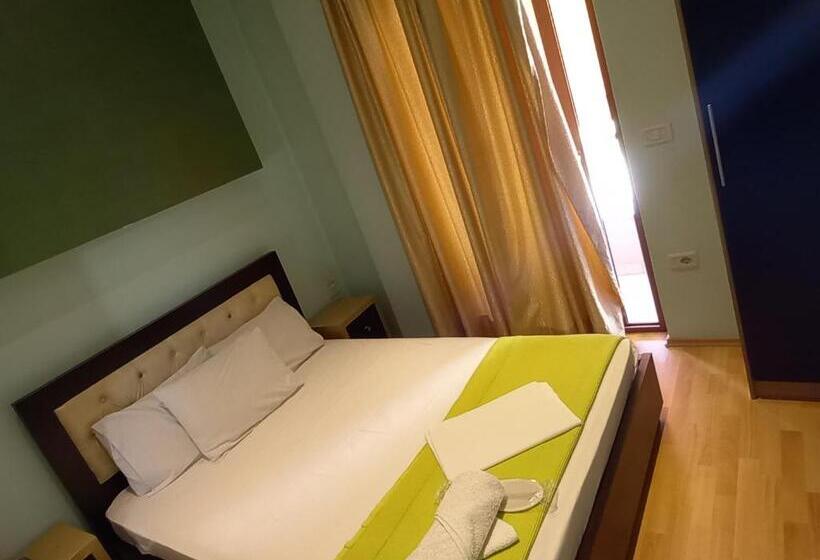 غرفة ديلوكس مزودة بشرفة, Shehu