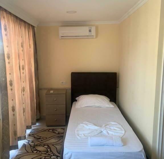 غرفة كلاسيكية ثلاثية, Bliss Boutique