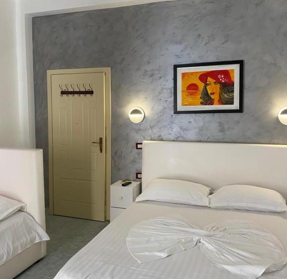 غرفة إقتصادية ثلاثية, Bliss Boutique