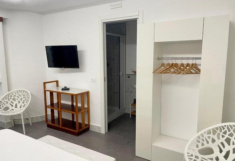 غرفة قياسية سرير كينج, Mia B&b