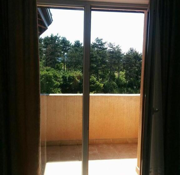 سوییت, Limani Guest House