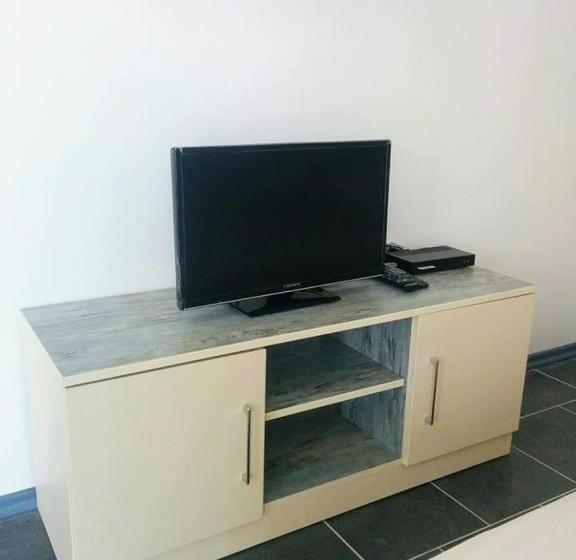 اتاق راحتی سه تخته, Limani Guest House