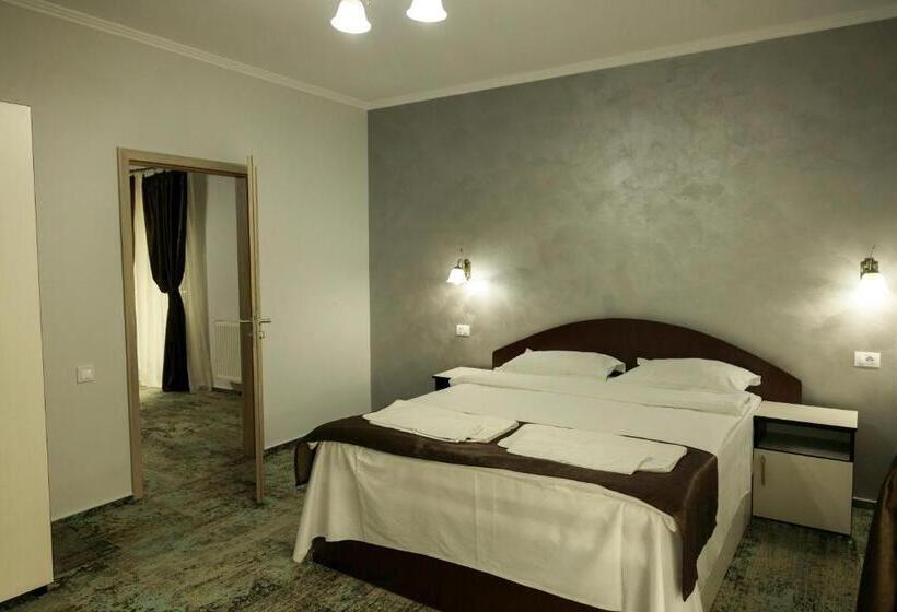 家庭工作室, Sub Cetate