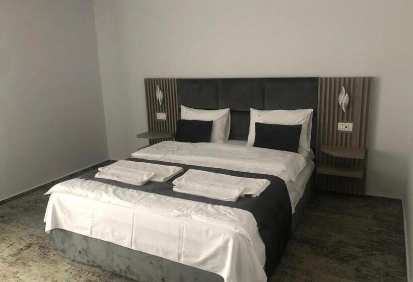 标准间, Sub Cetate