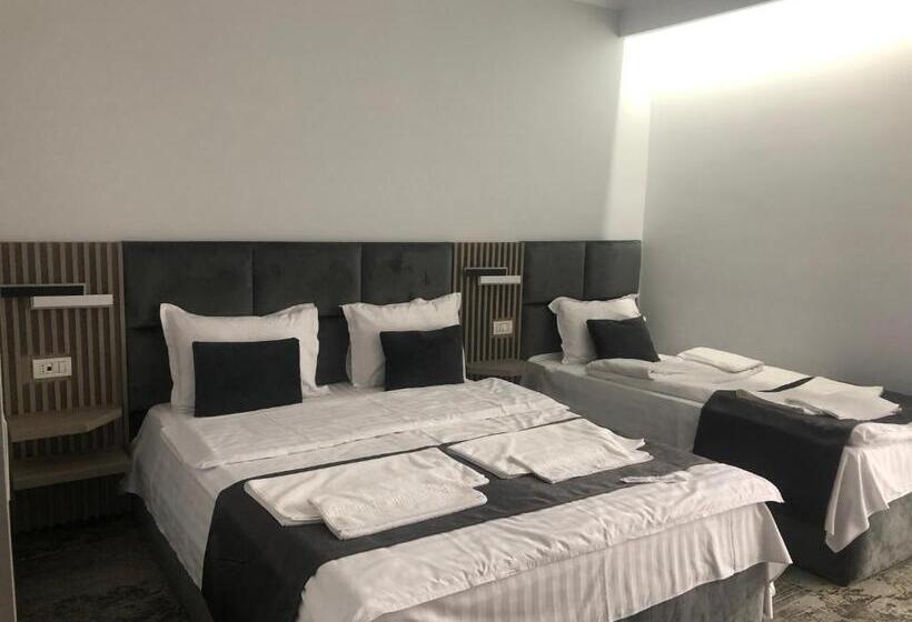 经济型三人房间, Sub Cetate