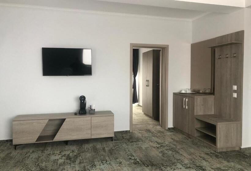 家庭工作室, Sub Cetate